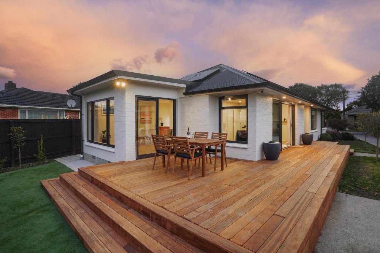 Private, Family-Friendly Home, 4Br By Airport & Free Parking Christchurch Esterno foto